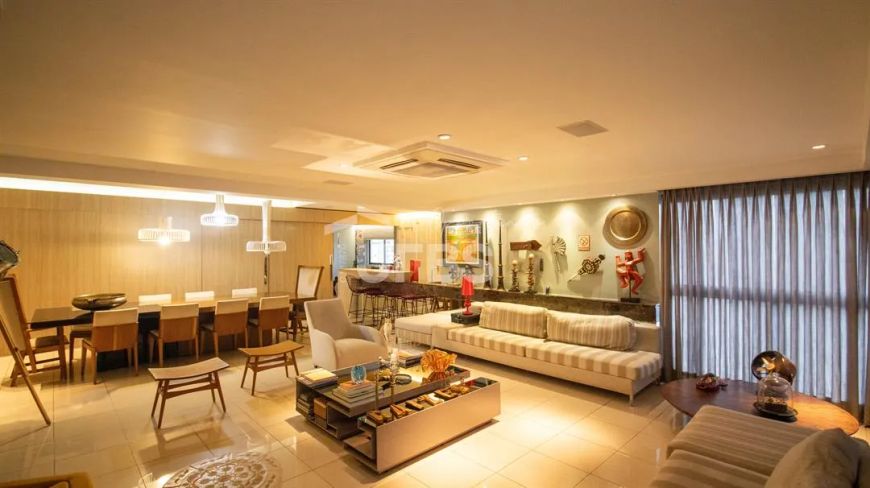 Apartamento duplex de luxo no bairro Nova Suíça