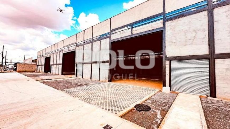 GALPAO AVENIDA T 9 COM RUA NORUEGA E AVENIDA ITALIA, QUADRA 92 LOTES 12/18 - JARDIM EUROPA - GOIÂNIA
