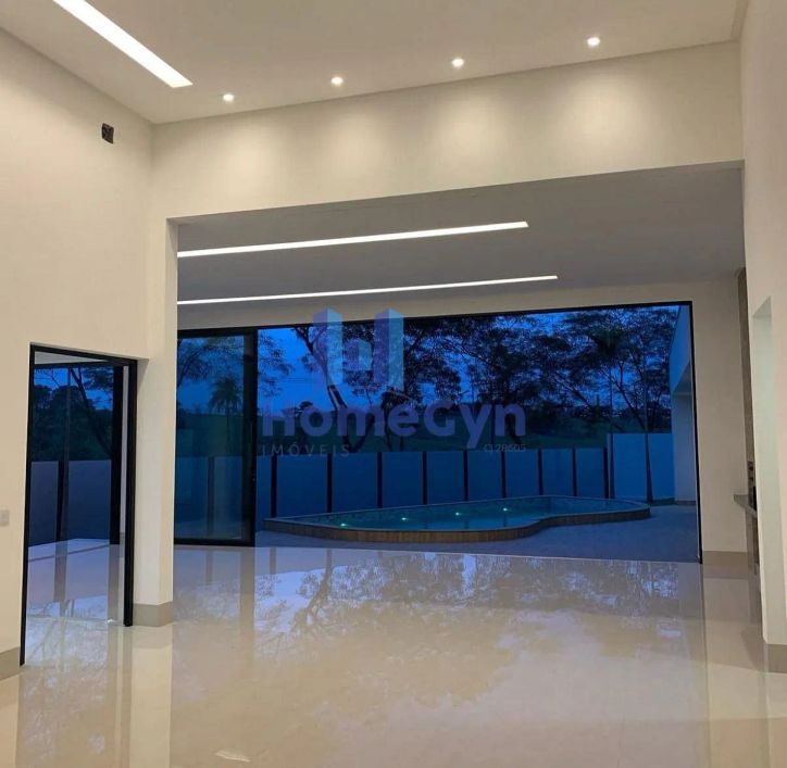 Casa térrea para locação 4 Suítes no Jardins Verona Goiânia GO.