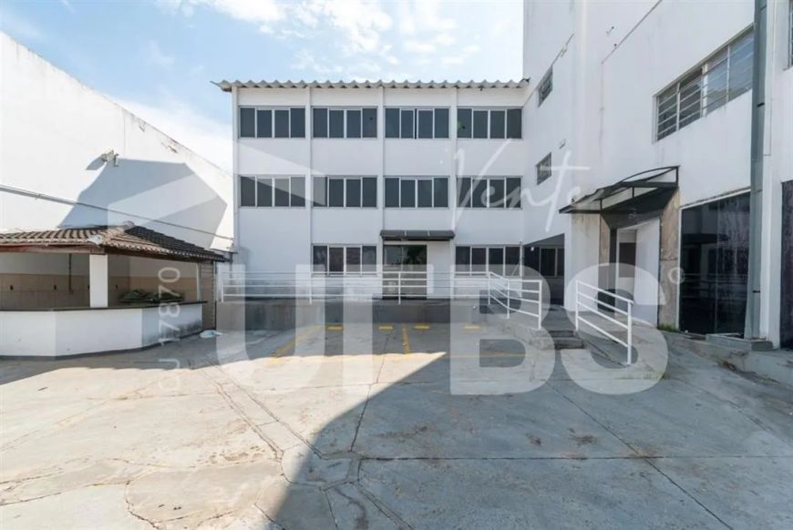 Prédio Comercial Setor Aeroporto