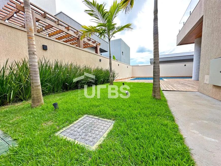 Sobrado Elegante no Portal do Sol Golf Garden