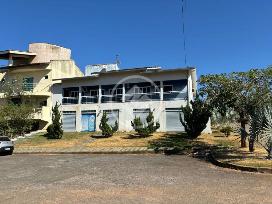 Excelente sobrado, com comércio embaixo codigo: 75423