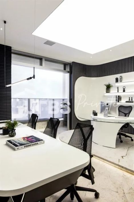 Infinity Business Design by Pininfarina - Sala Comercial