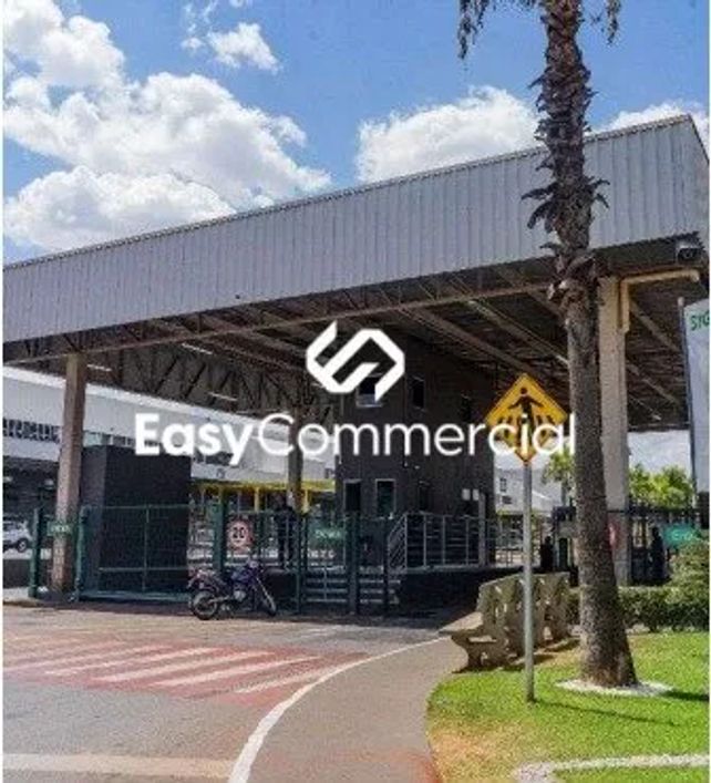 Galpão em condomínio logístico de 1.434 m² com doca em Goiânia