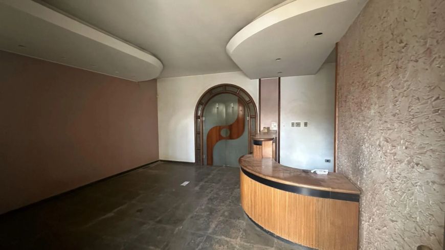 Prédio Comercial Exclusivo: O Epicentro do seu Sucesso Empresarial em Goiânia.