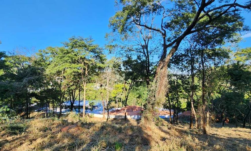 Terreno no Residencial Aldeia do Vale