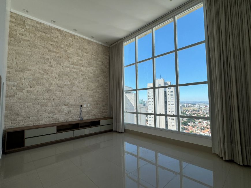 Imóvel para venda tem 436 metros quadrados com 3 quartos em Setor Marista - Goiânia - GO