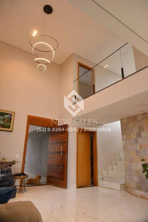 Sobrado alto padrão c/ 470m², 5 suítes - Setor Criméia Oeste