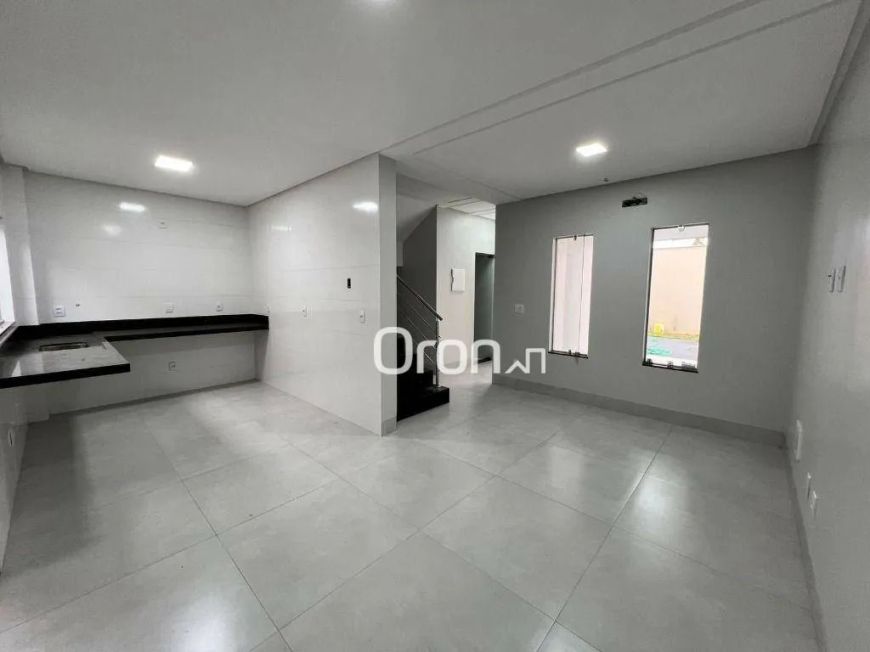Sobrado com 4 dormitórios à venda, 133 m² por R$ 680.000,00 - Setor Pedro Ludovico - Goiânia/GO