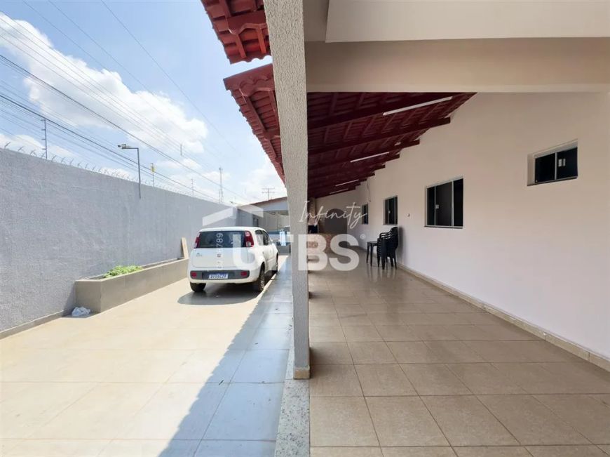 CASA BEM LOCALIZADA NO JARDIM GUANABARA