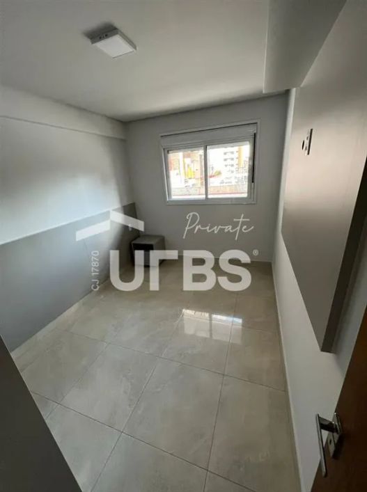 Edifício Quasar Marista com 47 m², 1 suíte e 1 vaga de garagem. Apartamento conta com armário, box e