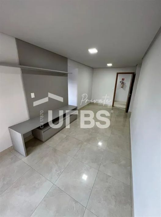 Edifício Quasar Marista com 47 m², 1 suíte e 1 vaga de garagem. Apartamento conta com armário, box e