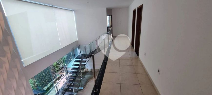 Sobrado Jardins Madri