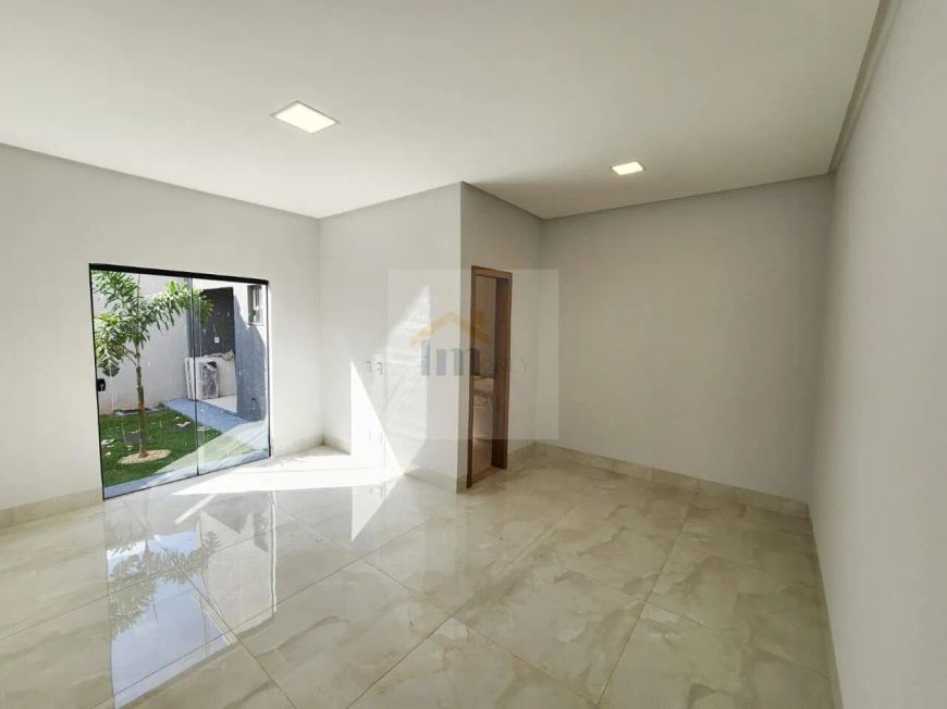 Casa Alto Padrão SOZINHA NO LOTE região do Moinho dos Ventos em Goiânia