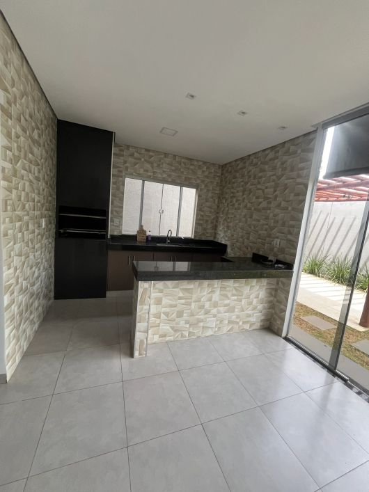 Sobrado rodrigo AVENIDA ITALIA Sobrado com 4 Quarto(s) e 5 banheiro(s) à Venda, 408 por R$ 1.640.000