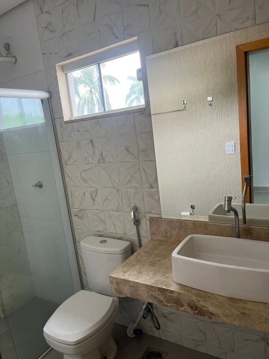 Sobrado rodrigo AVENIDA ITALIA Sobrado com 4 Quarto(s) e 5 banheiro(s) à Venda, 408 por R$ 1.640.000
