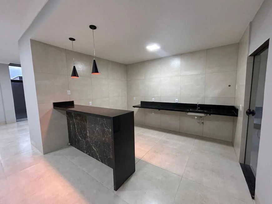 Sobrado Residencial Kátia! 3 suítes plenas, lote: 250 m², área construída: 212 m², ótima localização