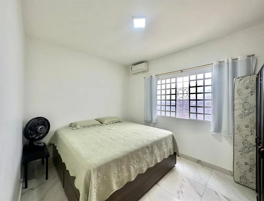 SOBRADO SETOR SUL - 4 QUARTOS - 2 SUITES