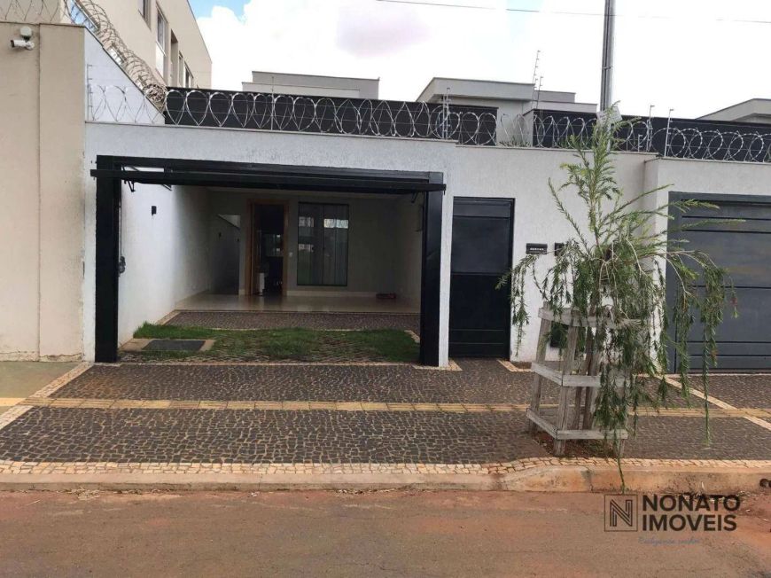 Casa com 3 dormitórios à venda, 153 m² por R$ 830.000,00 - Parque Amazônia - Goiânia/GO