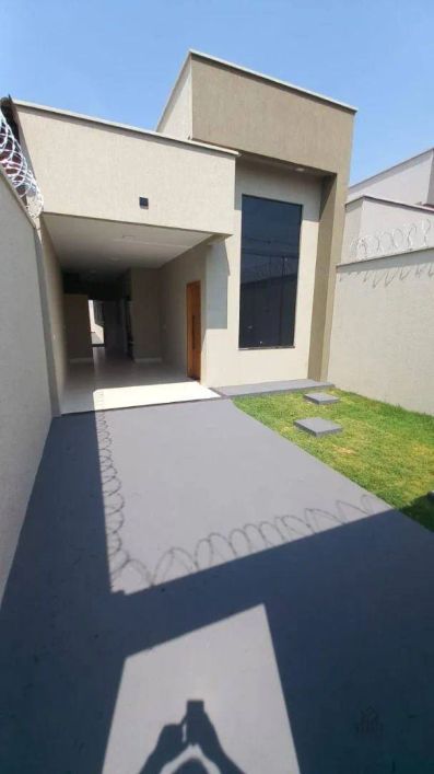 Casa com 3 dormitórios à venda, 115 m² por R$ 550.000,00 - Residencial Alice Barbosa - Goiânia/GO