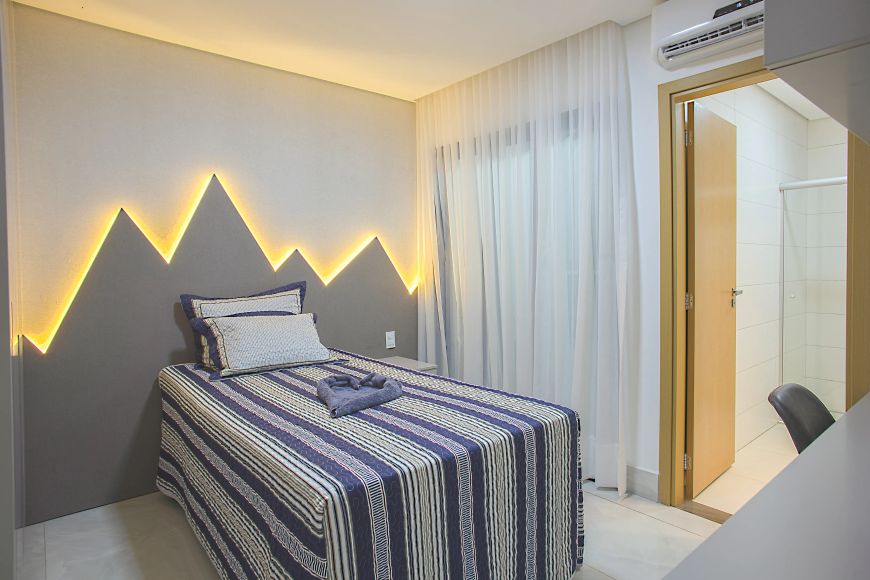Apartamento de 232 metros quadrados no bairro Jardim Goiás com 4 quartos