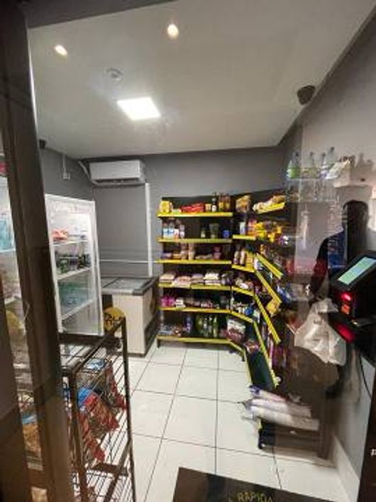 Apartamento para venda possui 100 metros quadrados com 2 quartos em Vila Alpes - Goiânia - GO