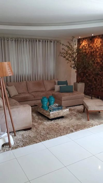 Sobrado mobiliado - Jardins Madri - Goiânia - GO