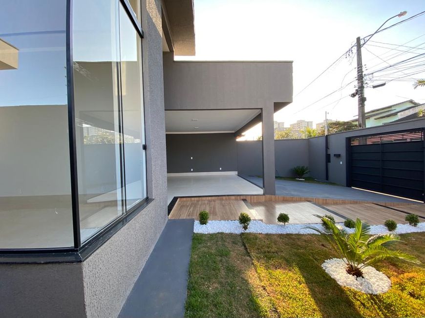 Casa para venda tem 176 metros quadrados com 3 quartos em Goiânia 2 - Goiânia - GO