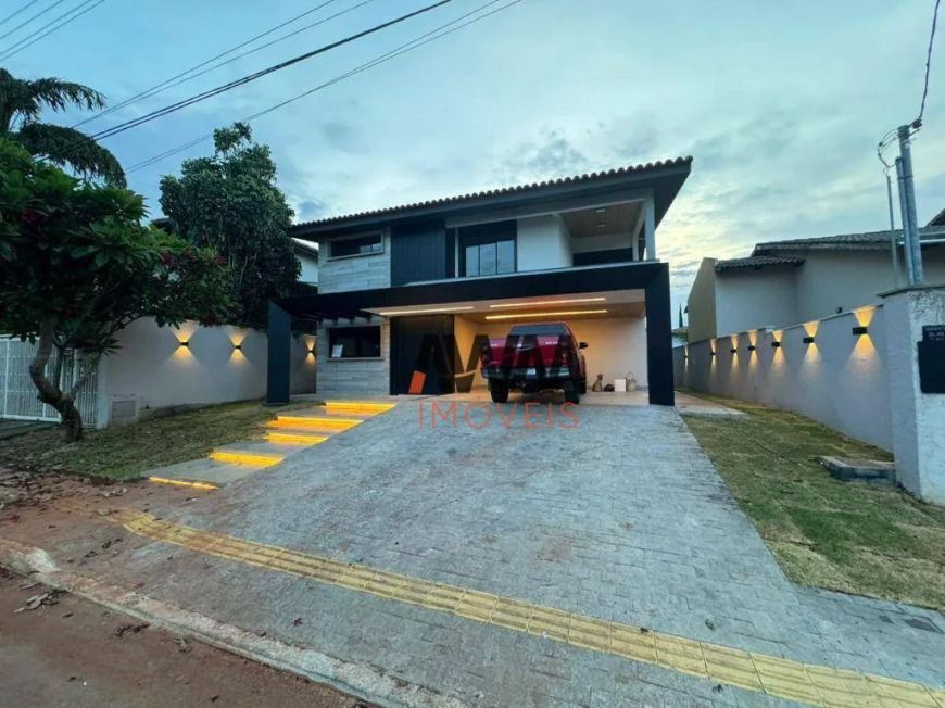 Sobrado com 4 suítes à venda, 340 m² por R$ 1.875.000