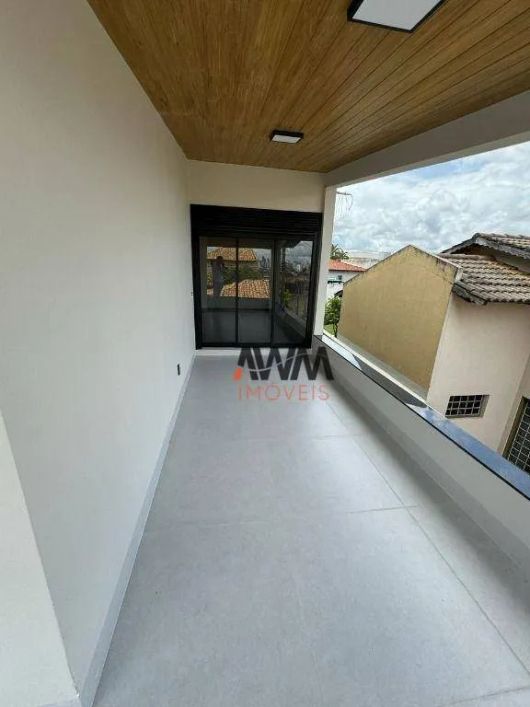 Sobrado com 4 suítes à venda, 340 m² por R$ 1.875.000