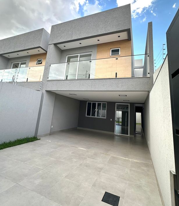 Sobrado para venda com 198 metros quadrados com 3 quartos em Setor Sudoeste - Goiânia - GO