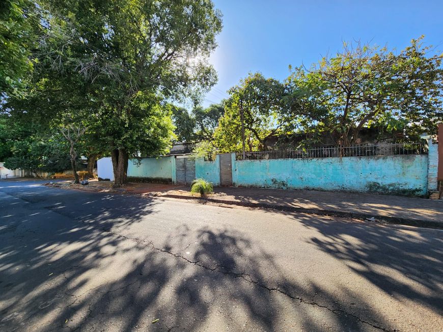 Lote para venda com 499 metros quadrados em Jardim América - Goiânia - GO