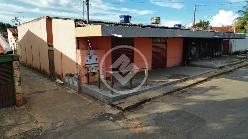 6 kitnetes e duas salas Comercias no Setor Parque Flamboyant codigo: 102354