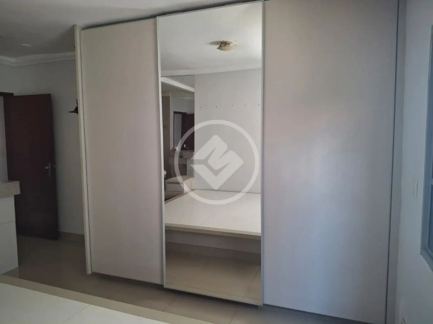 Casa com 3 quartos sendo 1 suíte no Setor Aeroviário. codigo: 112060