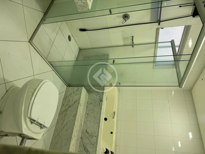 SOBRADO DE OPORTUNIDADE COM 5 SUITES codigo: 92987