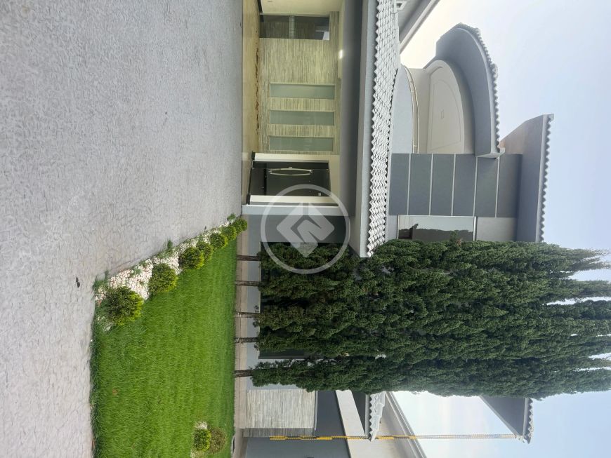 SOBRADO DE OPORTUNIDADE COM 5 SUITES codigo: 92987