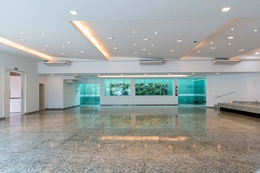 Imóvel Comercial com 565m² privativos a poucos passos da Av. T-63