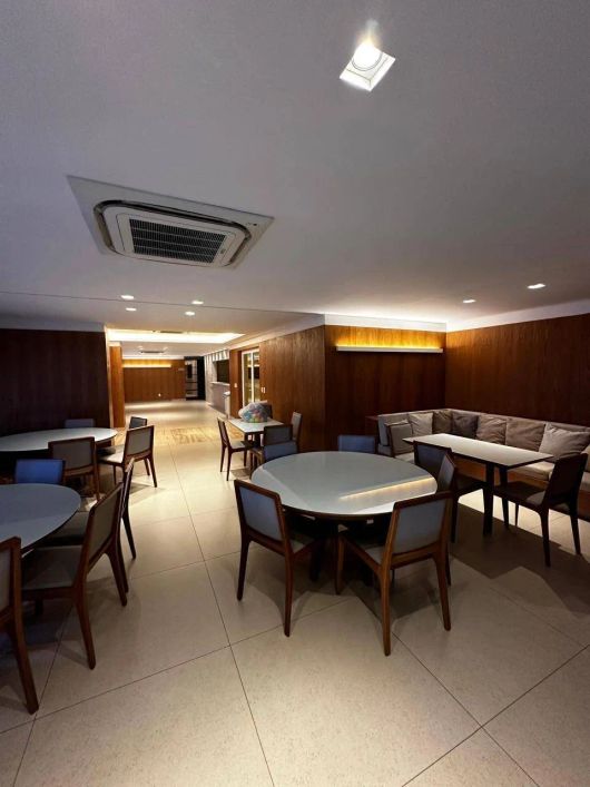 Apartamento com 3 suítes plenas no setor Bueno