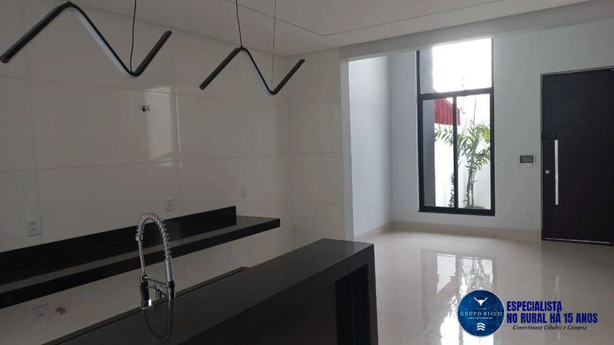 Casa à venda no Setor Jardim Mirabel, Goiânia , 3 Quartos