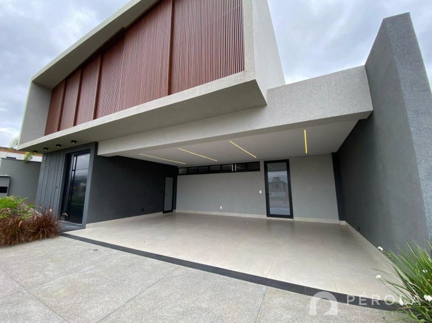 Casa Sobrado em Jardins Itália - Goiânia