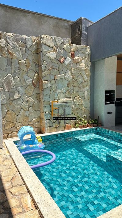 CASA NO RESIDENCIAL FORTEVILLE I 3 QUARTOS I 1 SUITE I 200M² I ARMARIOS PLANEJADOS I PISCINA I 2 VAG