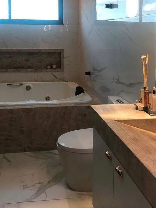 Imóvel para venda possui 250 metros quadrados com 4 quartosSobrado de Alto Padrão, 250m², à venda po