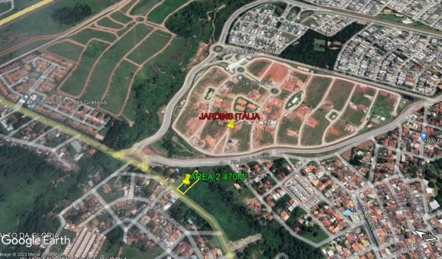 Oportunidade Única! Terreno Residencial e Comercial no Jardim Vitória, Goiânia