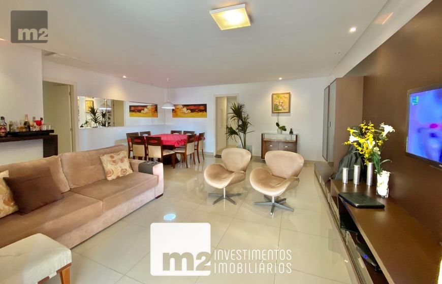 Apartamento 4 suítes ao lado do Parque Vaca Brava