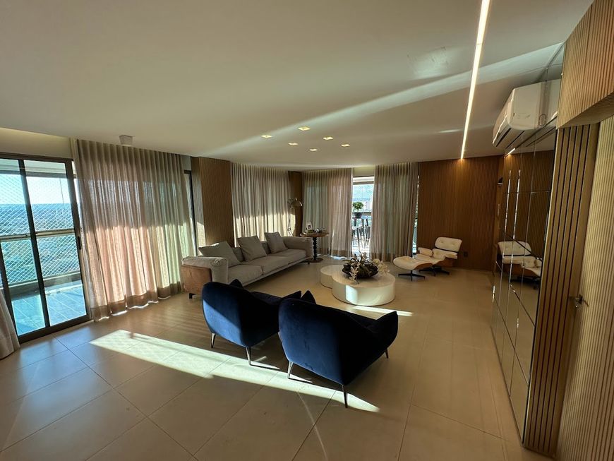 Apartamento 3 suítes Nova Suiça