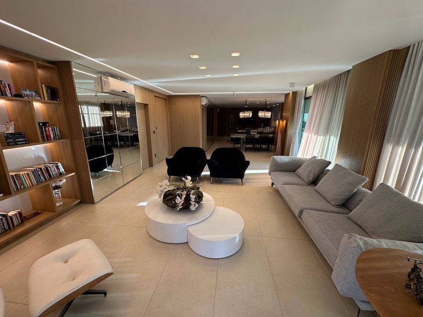Apartamento 3 suítes Nova Suiça