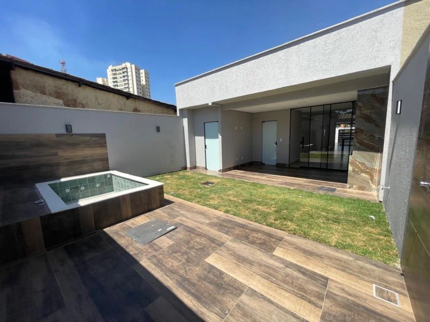 Casa Jardim América Casa de Rua com 3 Quarto(s) e 4 banheiro(s) à Venda, 150 por R$ 929.000 no setor