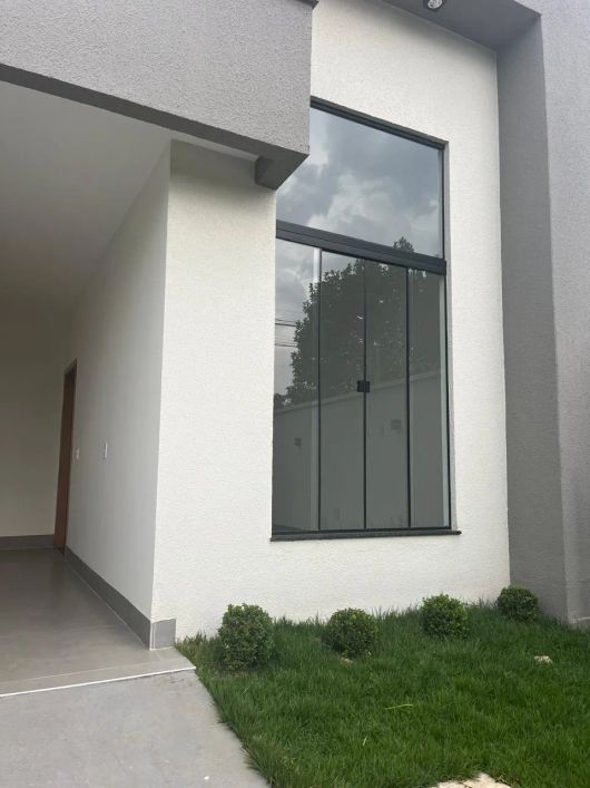 Casa com 3 quartos 1 suíte no Goiânia 2 - Goiânia - GO
