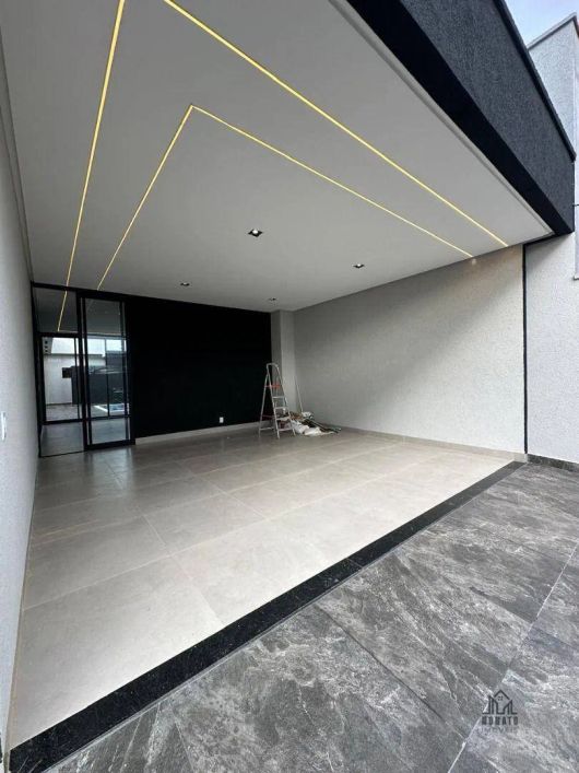 Casa com 3 dormitórios à venda, 197 m² por R$ 970.000 - Residencial Vereda dos Buritis - Goiânia/GO
