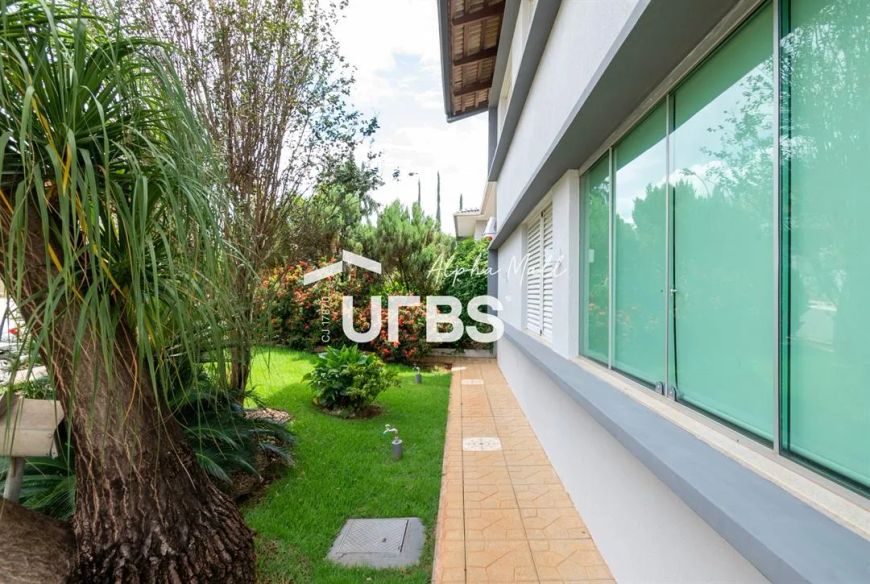 Jardins Milão - Casa de Condomínio 4 quartos, sendo 4 suítes